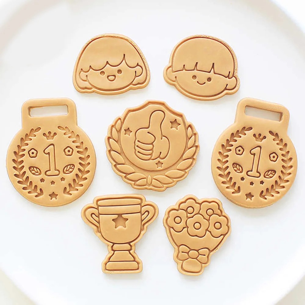แม่พิมพ์คุกกี้รูปเหรียญรางวัล  - Kitchen Baking Cake บทวิจารณ์และราคา